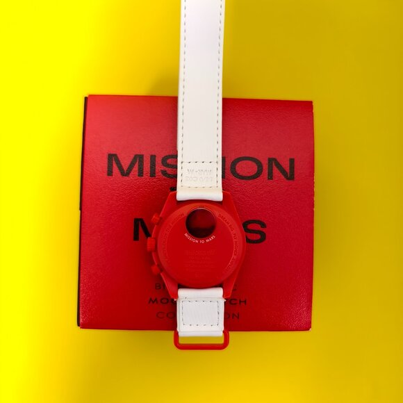 Swatch x Omega Mission to Mars Watch - Picture 6 of 7